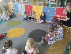 Krasnale - mali badacze przyrody (12)