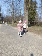 Wiosenny jogging w parku (12)