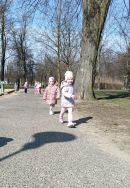 Wiosenny jogging w parku (7)
