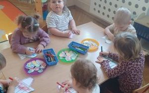 Smerfy poznają zawód sprzedawcy  (2)