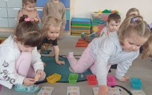 Smerfy poznają zawód sprzedawcy  (15)