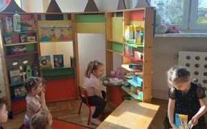 Smerfy poznają zawód sprzedawcy  (9)