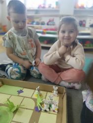 Krasnale w wielkanocnym nastroju (2)