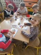 Krasnale w wielkanocnym nastroju (9)