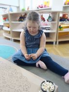 Krasnale w wielkanocnym nastroju (12)