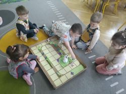 Krasnale w wielkanocnym nastroju (17)