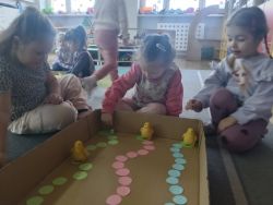 Krasnale w wielkanocnym nastroju (19)