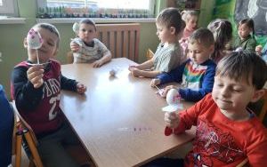 Wielkanocne obyczaje w grupie Słoneczka (6)