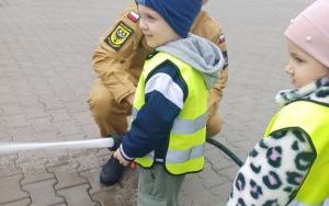 Smerfy na wycieczce w Straży Pożarnej (9)