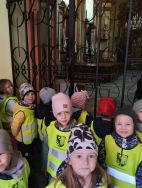 Krasnale zwiedzają Oleśnicę (6)