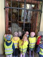 Krasnale zwiedzają Oleśnicę (7)
