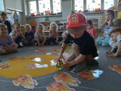 Mali strażacy w akcji (1)