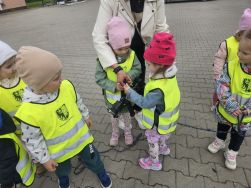 Krasnale z wizytą i strażaków (2)
