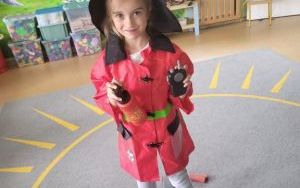 Słoneczka poznają zawód strażaka i Straż Pożarną (8)