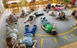 Słoneczka poznają zawód strażaka i Straż Pożarną (3)