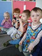 Krasnale w świecie książek (2)
