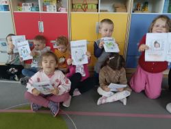 Krasnale w świecie książek (8)
