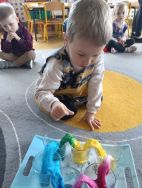 Krasnale w świecie książek (5)