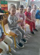 Krasnale w świecie książek (12)