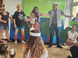 Niespodzianka dla Krasnali (15)