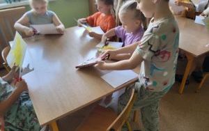Słoneczka żegnają przedszkole, a witają szkołę (4)