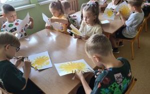 Słoneczka żegnają przedszkole, a witają szkołę (3)