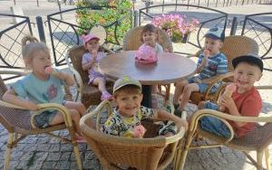 Bezpieczne wakacje - zakończenie roku w grupie „Smerfy” (4)