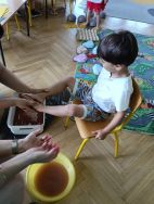Krasnale na bosaka (20)