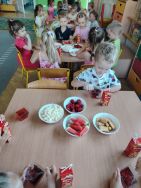 Impreza na zakończenie roku w grupie Krasnale (6)
