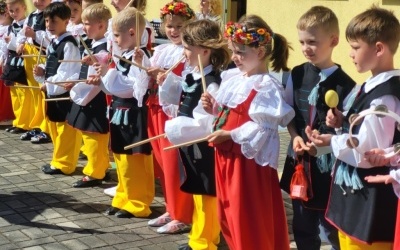 Dzień Mamy i Taty w Zuchach (8)