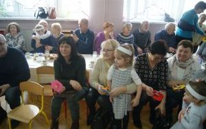 Dzień Babci i Dziadka w grupie Smerfy (5)