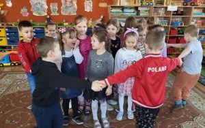 Dzień Kobiet i zielony ogródek w Zuchach (3)