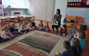 Spotkanie z Panią Bibliotekarką w ramach akcji „Cała Polska czyta dzieciom” - Misie  (1)