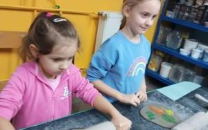 Warsztaty ceramiczne i biblioteczne - Zuchy (1)